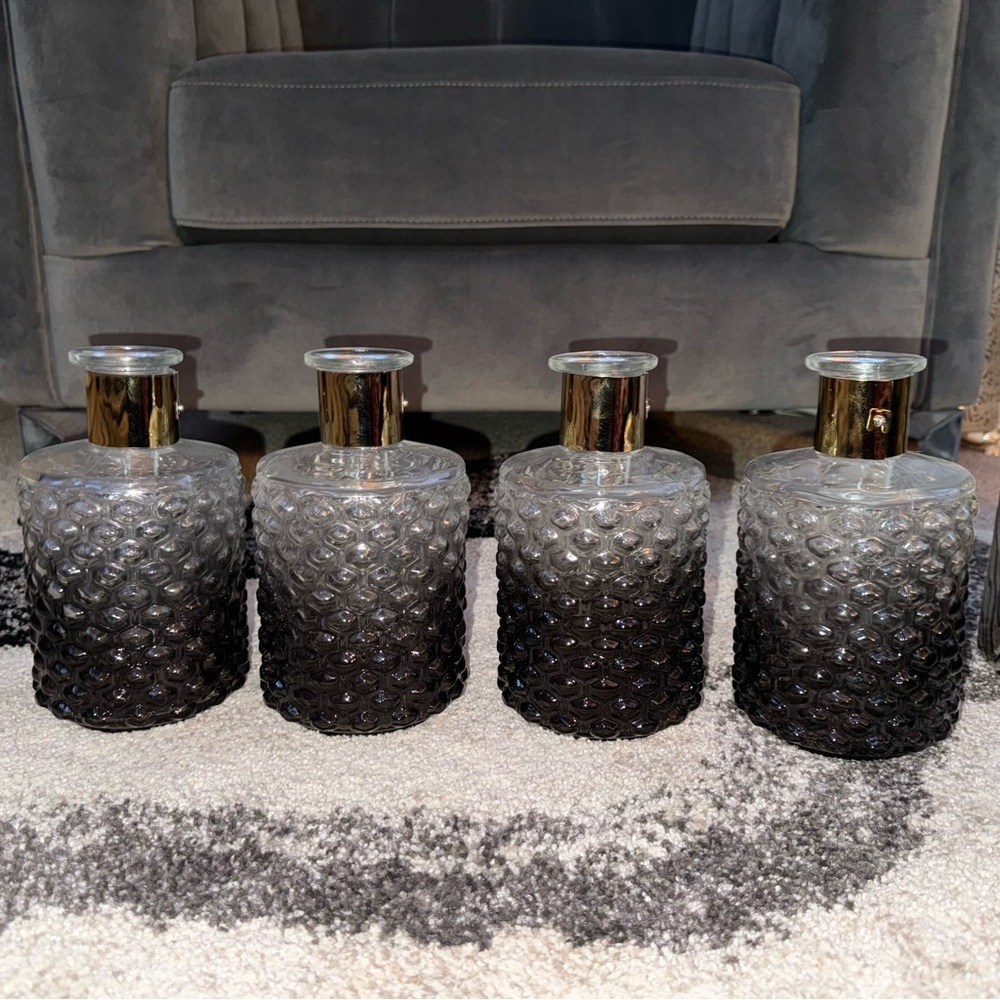 4 set of decor vases dotted gold grey Elegant Black and Silver Textured Vases
